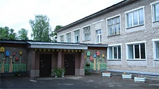 Входная группа Детский сад № 144.  Городок Машиностроителей,  103а